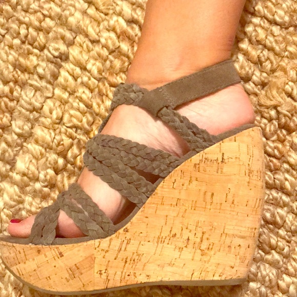 Steve Madden Wedges - Picture 1 of 5